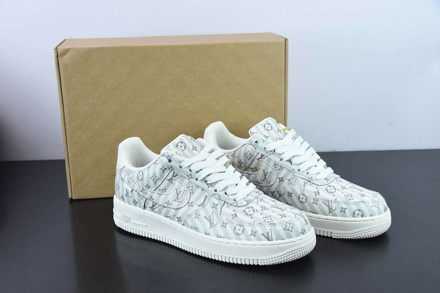 Tênis Louis Vuitton Nike Air Force 1
