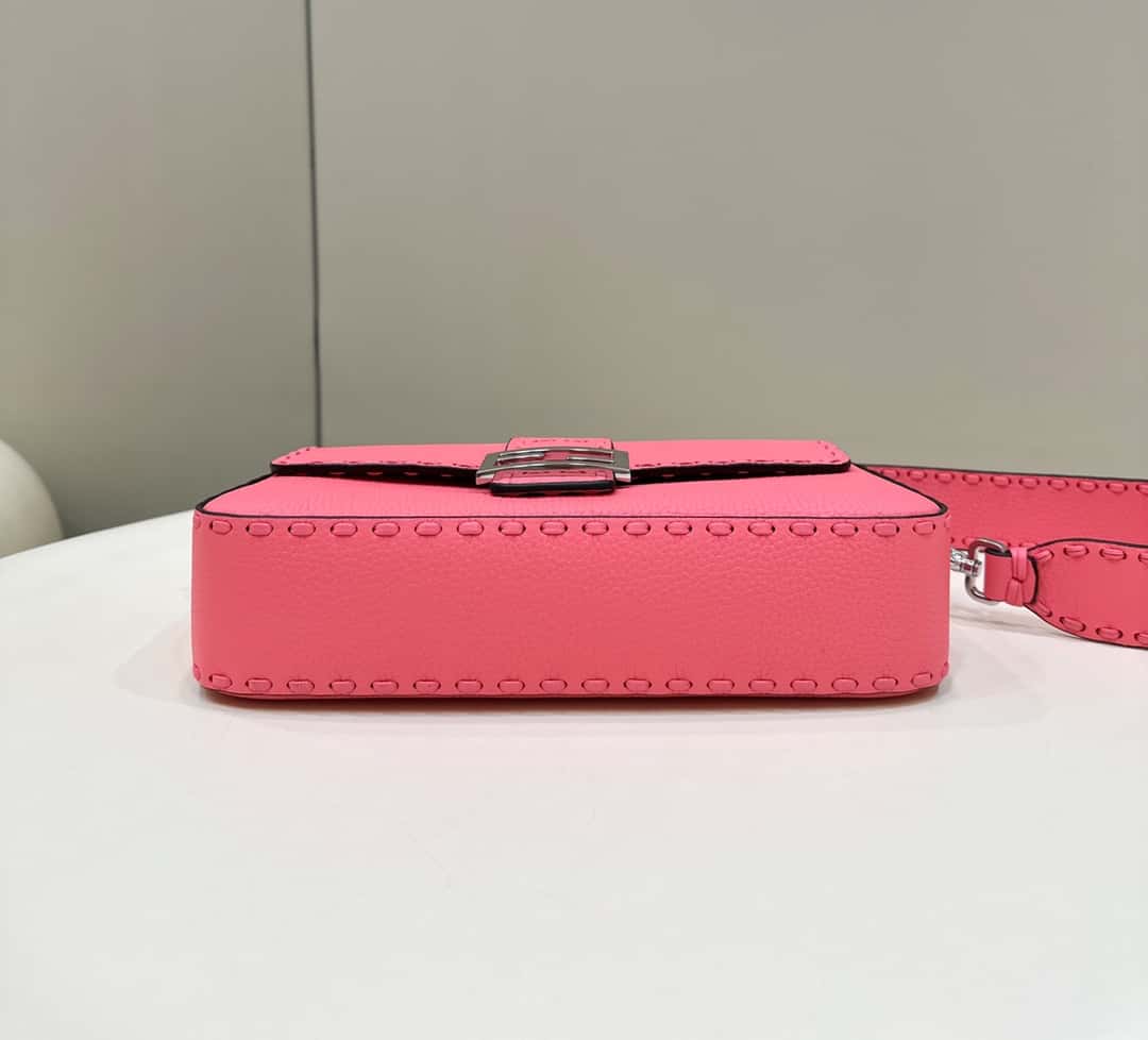 Bolsa FENDI 3D TOTE