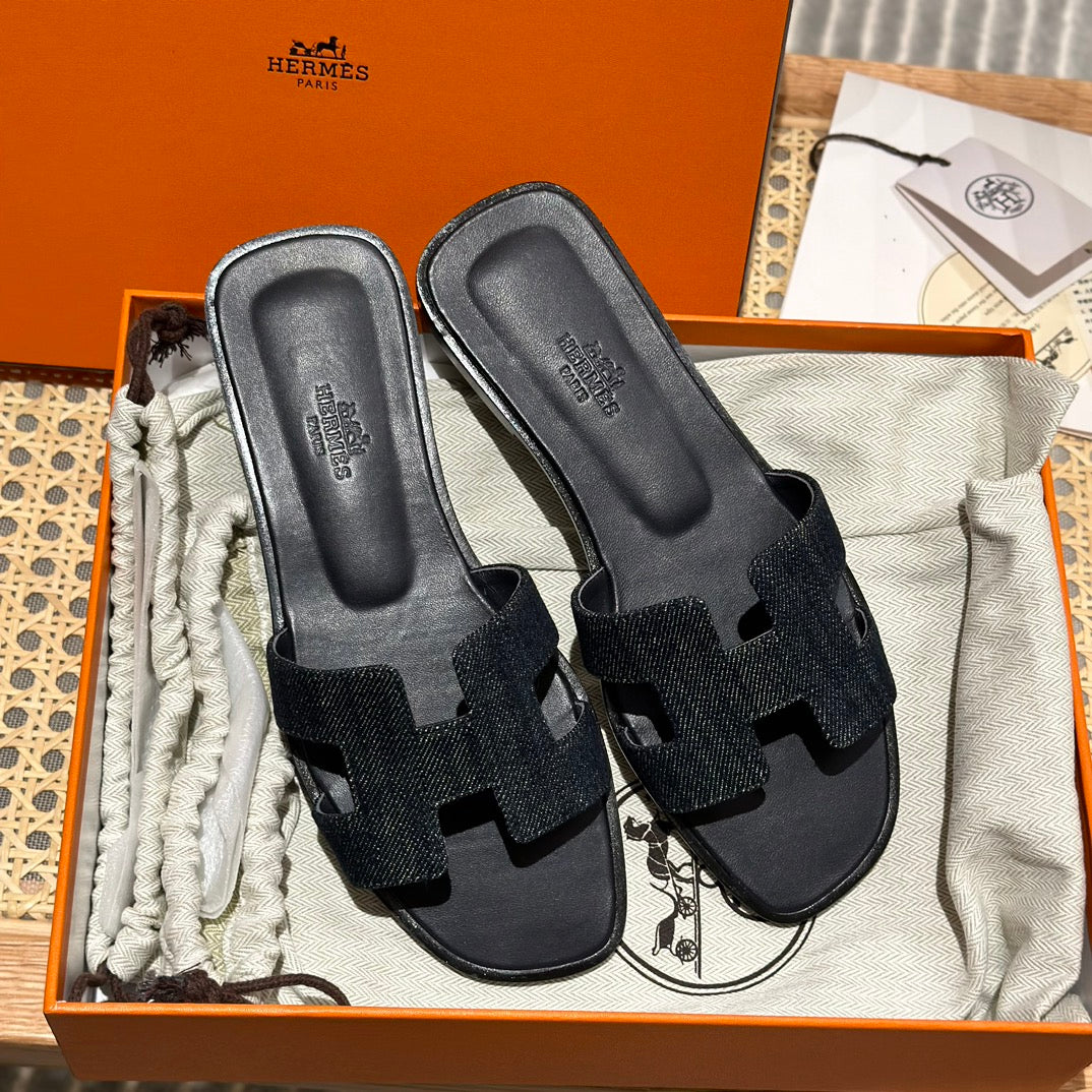 Sandália Hermès