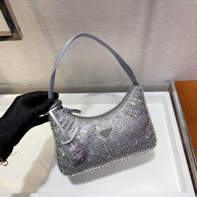 Bolsa Prada Re-Edition Duchesse