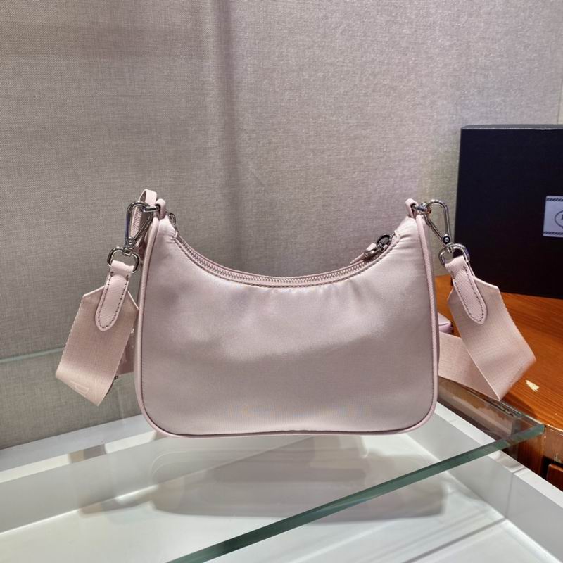 Bolsa Prada Hobo Re-Nylon