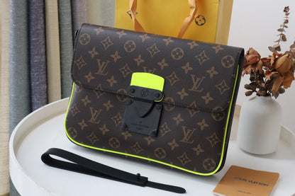 Carteira Louis Vuitton
