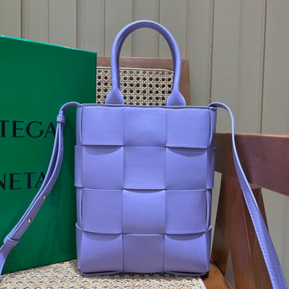 Bolsa Bottega Veneta MINI CASSETTE TOTE 22CM BAG