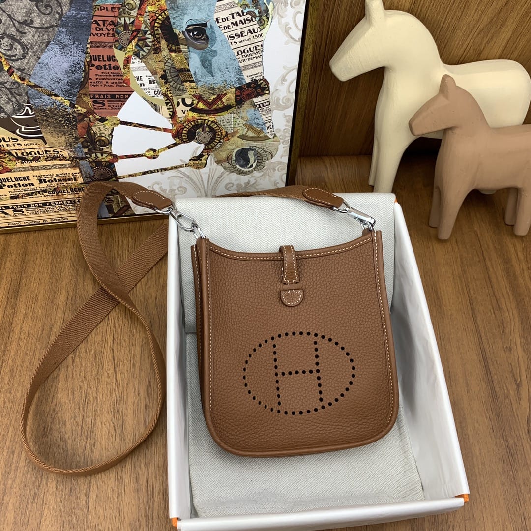 Bolsa Hermès Mini Evelyn 17cm Clemence