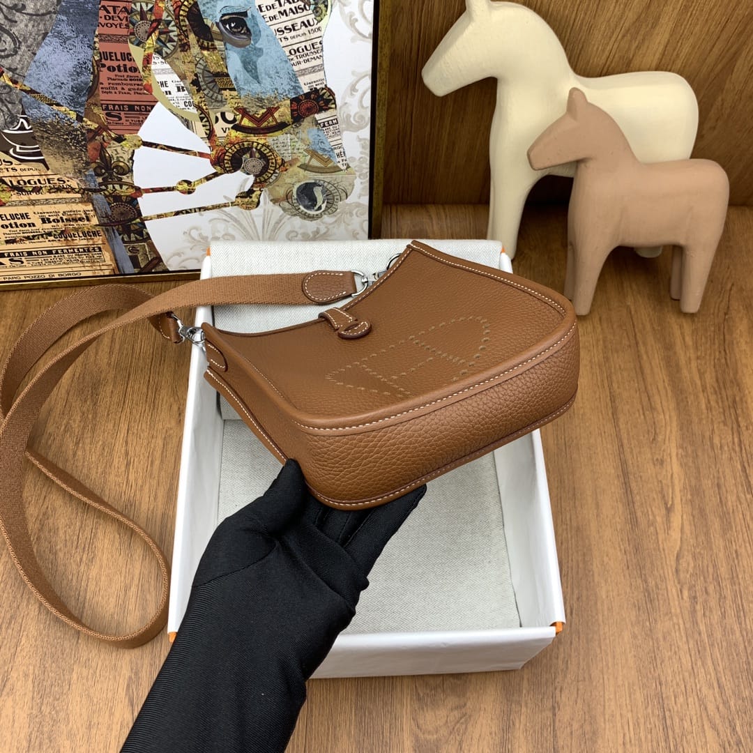 Bolsa Hermès Mini Evelyn 17cm Clemence